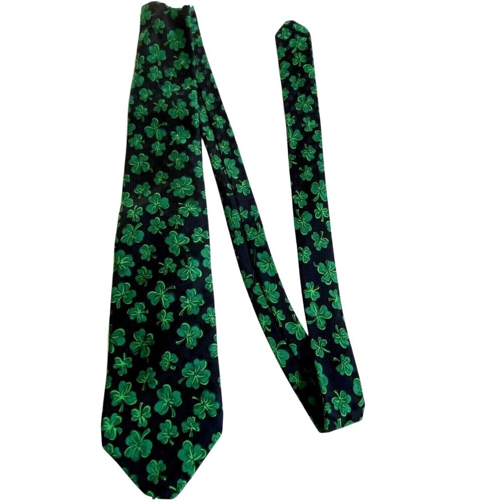 Looney Tunes Mania  Shamrock Necktie Navy Green St. Patrick's Day Holiday
